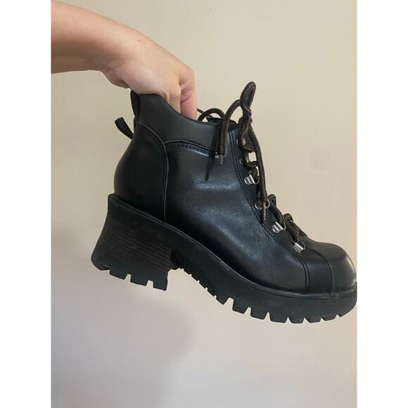 Cute! Vintage Black Leather Chunky Heel Lace Up Boots  Bratz Y2K Womems 7.5 - Picture 1 of 10